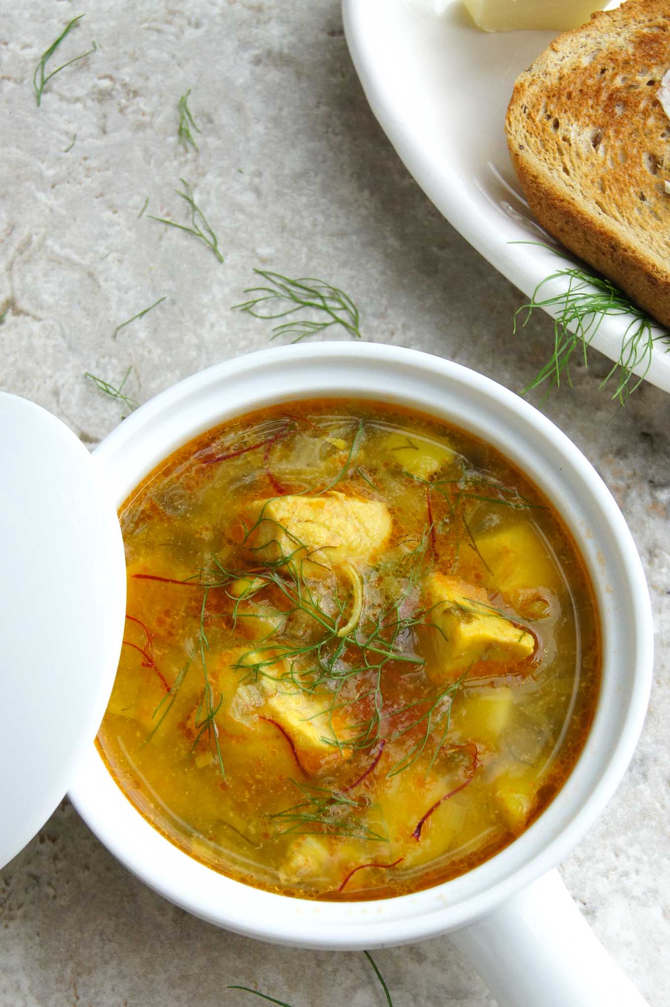 BOUILLABAISSE - 30 MIN, FRENCH FISH STEW | GARLIC MATTERS