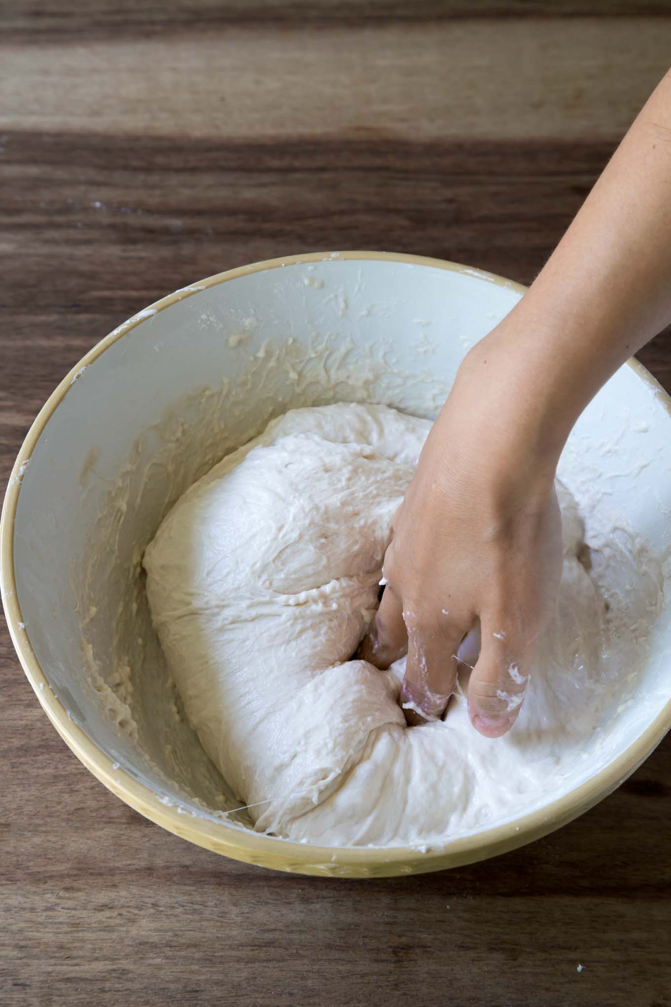 HOW TO MAKE SOURDOUGH BREAD | GARLIC MATTERS